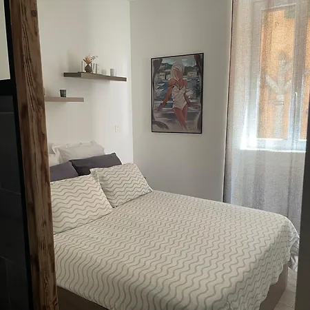 Cosy Centre Апартаменты *